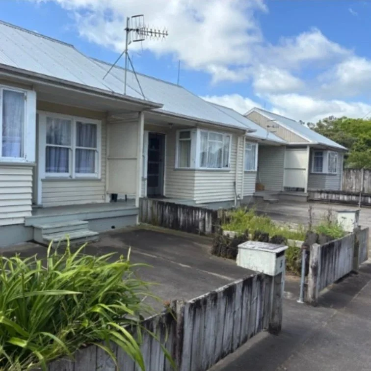 Manawatū · 10 units